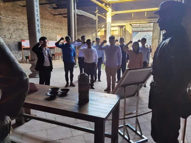 1603776785368047782.jpg 1603776785368047782.jpg