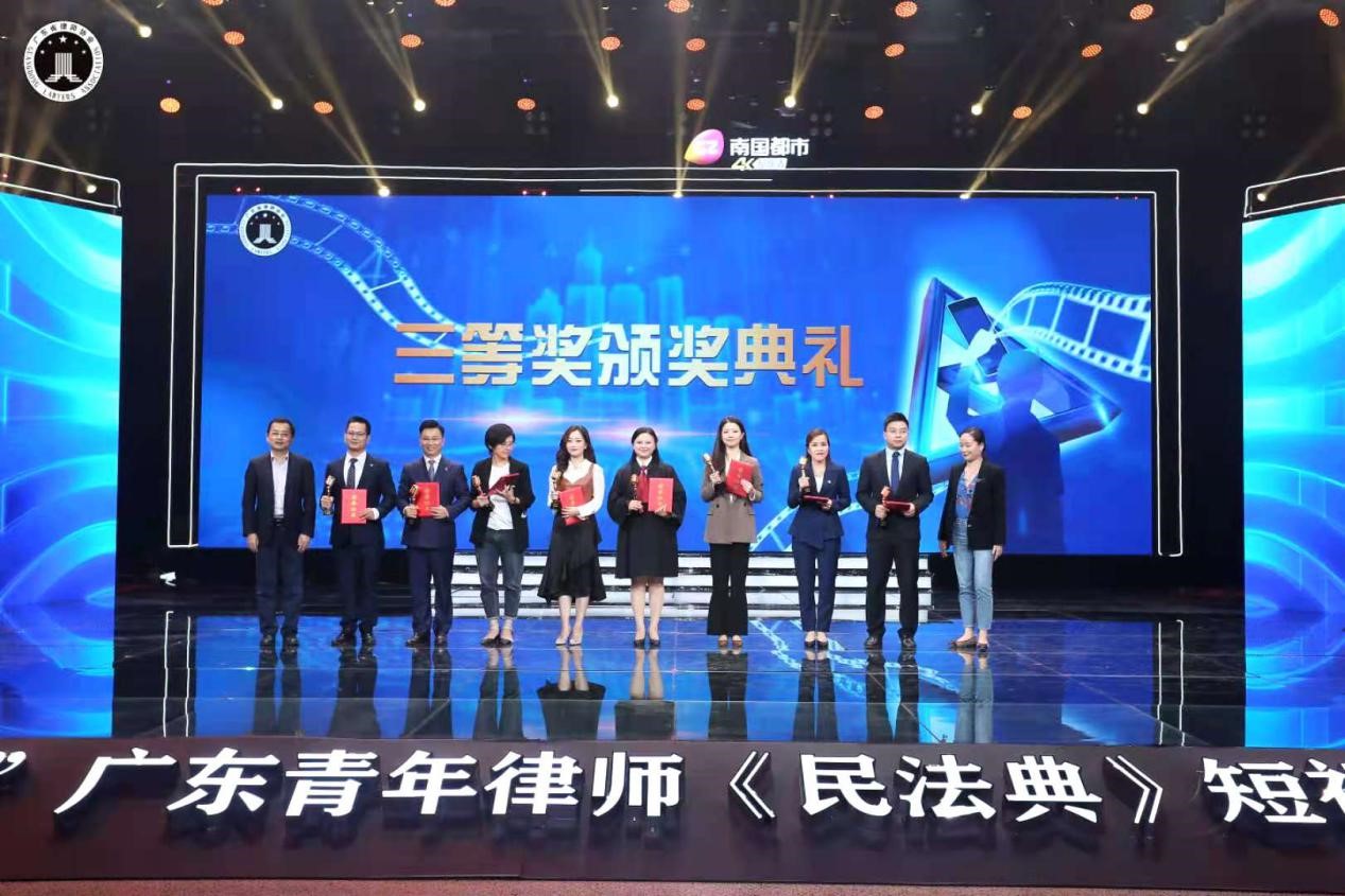 1606961112010056626.jpg 1606961112010056626.jpg