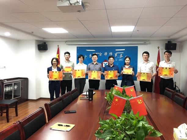 1619485548875019401.jpg 1619485548875019401.jpg